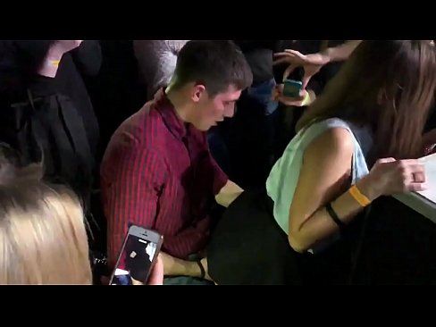 ❤️ Sex real într-un club de noapte rusesc. O rusoaică de 18 ani în anus și vagin futută într-un club de noapte ❤ at porn ro.porno-filmy.ru ❌️❤